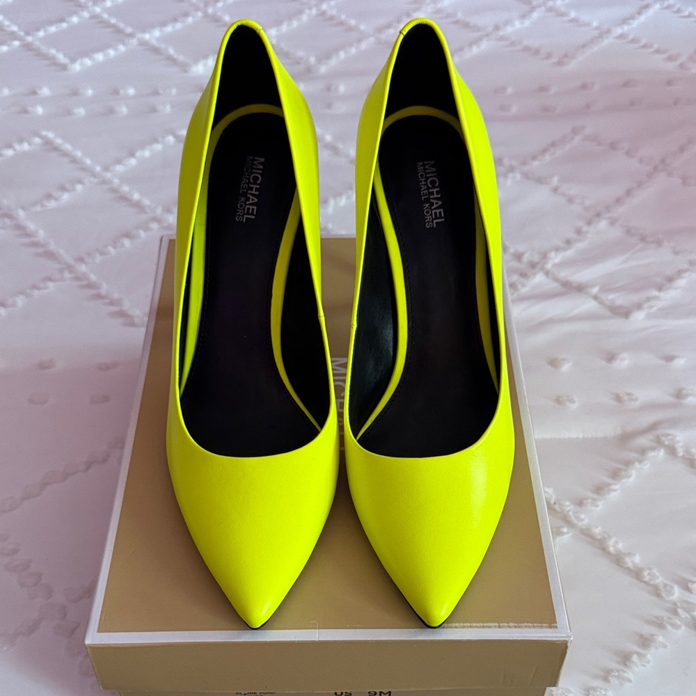 MICHAEL Michael Kors Claire pumps